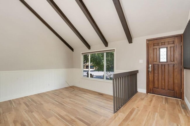 Building Photo - 2718 Granada Hills Dr