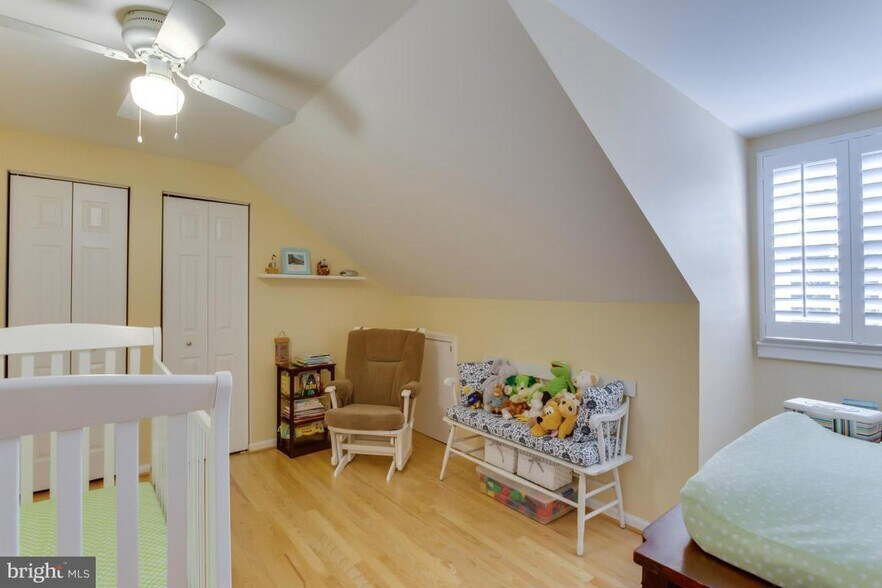 upstairs bedroom 1 - 3346 S Wakefield St