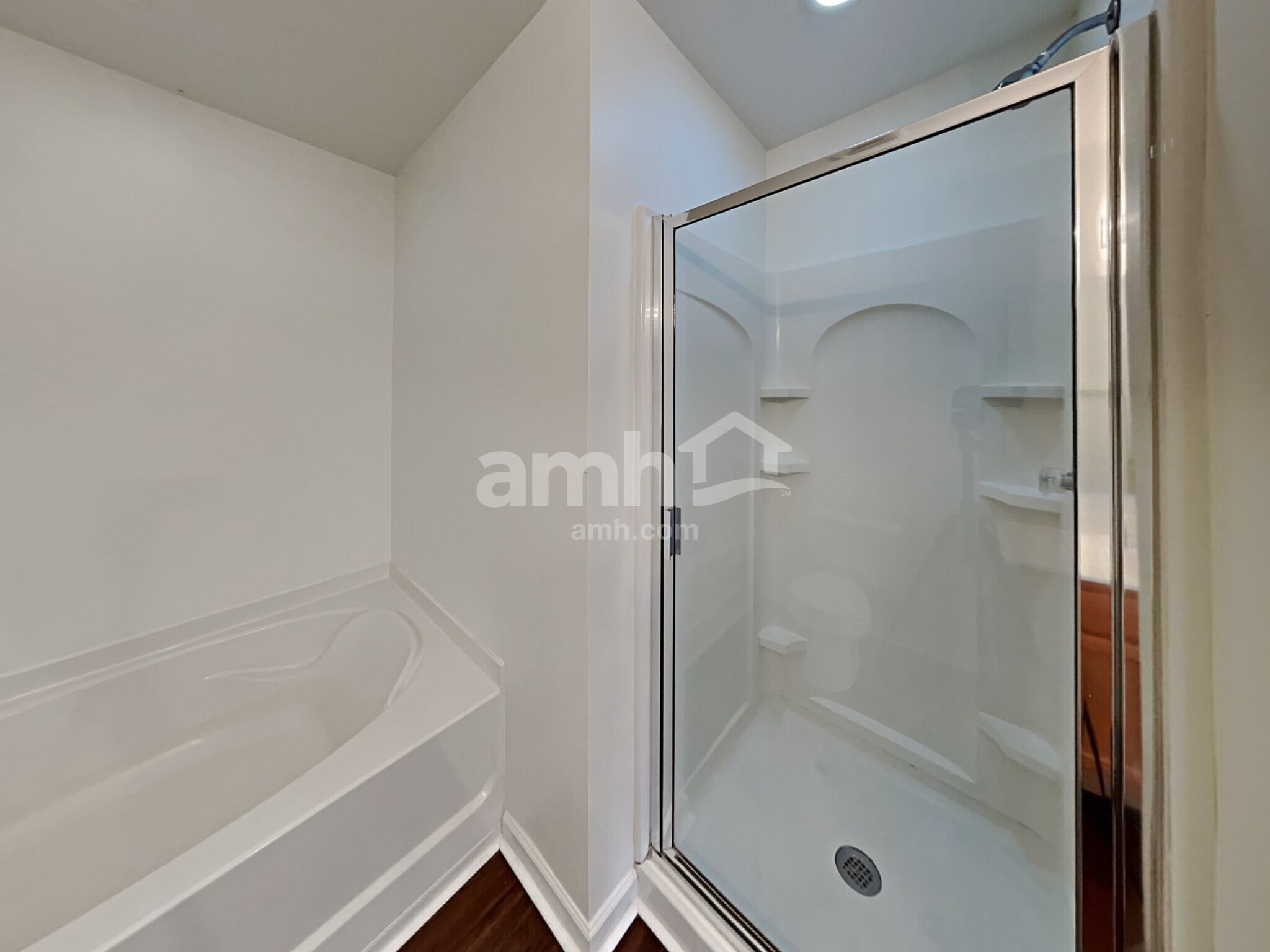 Building Photo - 104 Thorsen Dr