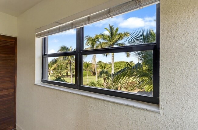 Building Photo - 701 NW 19th St