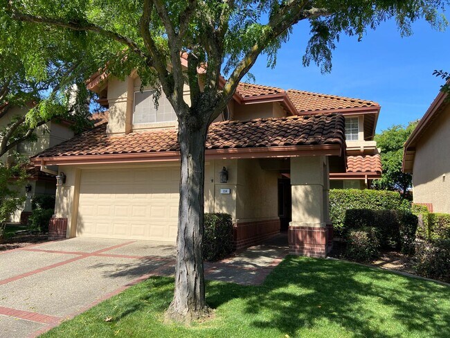 Building Photo - American River Canyon Folsom - 3 Bdrm, 3 Bath in gated community
