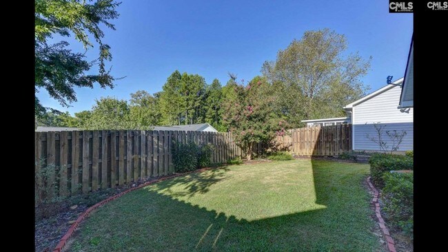 Building Photo - 410 Ivy Green Ln