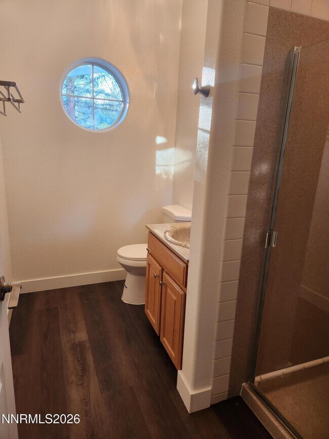 Building Photo - 3653 Hemlock Ct