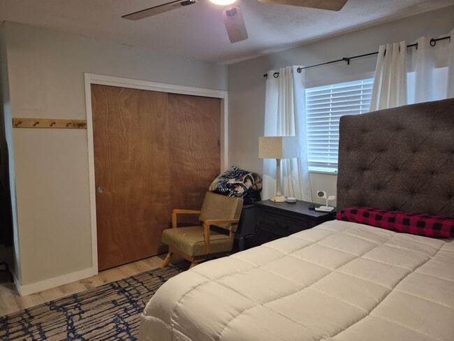 Building Photo - 1516 Lincoln Ave