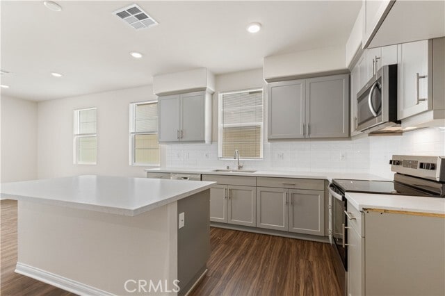 Building Photo - 410 Meyer Pl