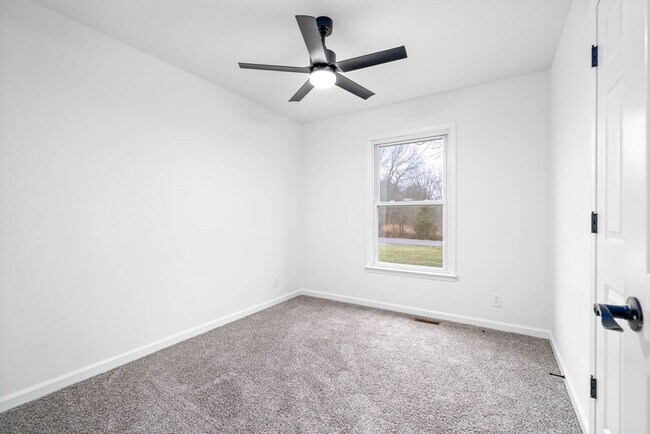 Building Photo - 803 Merritt Lewis Ln