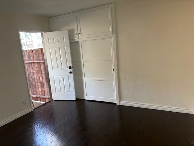 Building Photo - 7152 Mohawk St