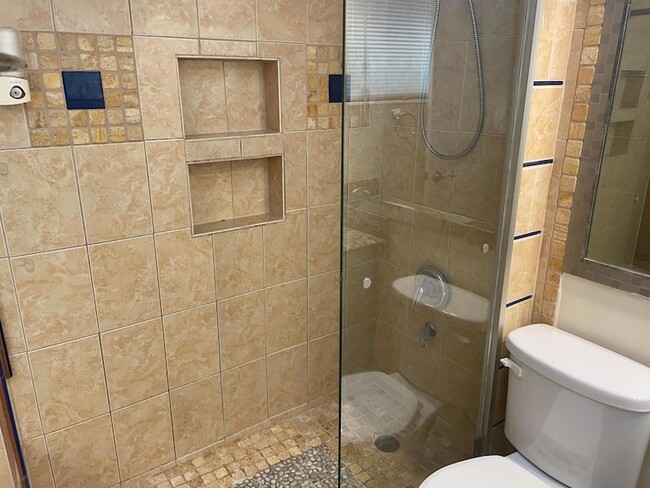 Building Photo - 4500 N Flagler Dr