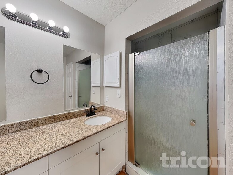 Building Photo - 3076 Cascades Trail SE