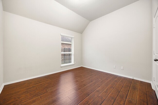 Building Photo - 26323 Crystal Cove Ln