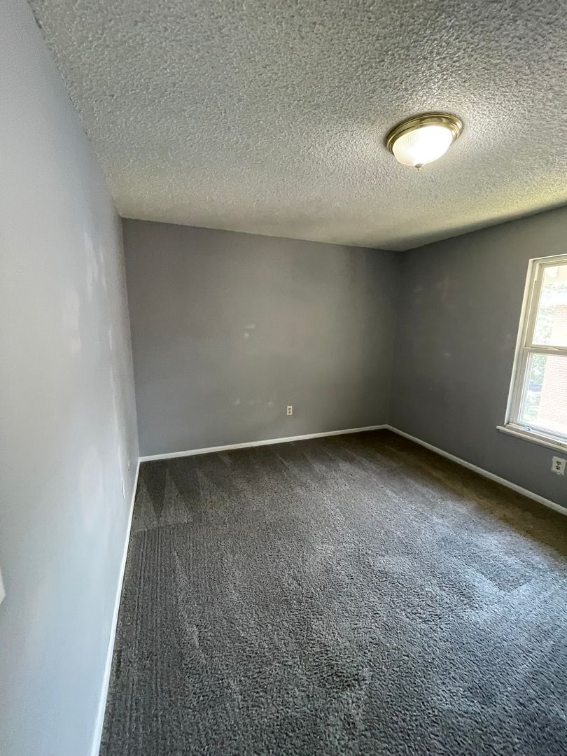 Building Photo - 12103 N Melody Dr