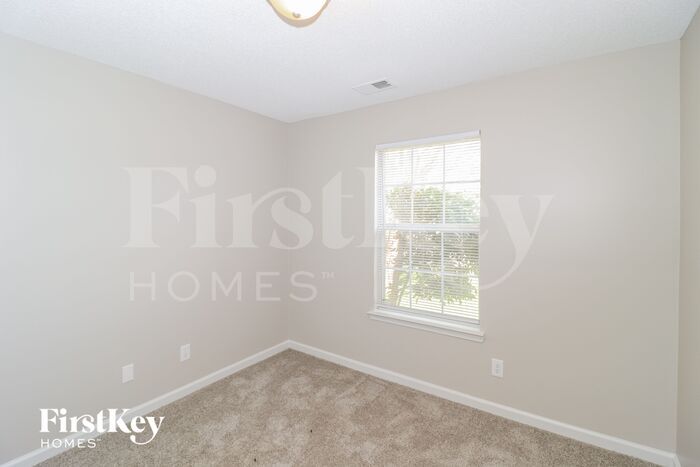 Building Photo - 1015 Zenith Cove N