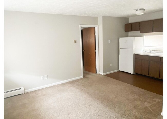 Interior Photo - Clifton 3033