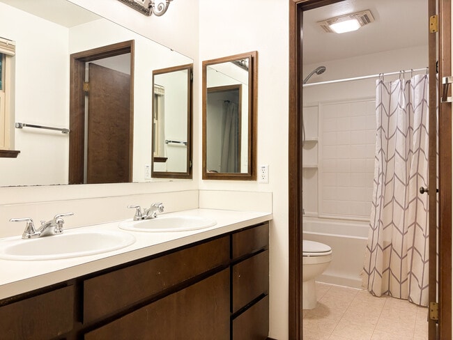 Building Photo - 4115 Tartan Way