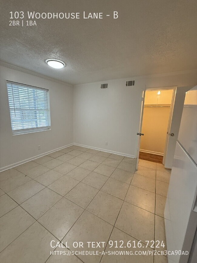 Building Photo - 103 Woodhouse Ln