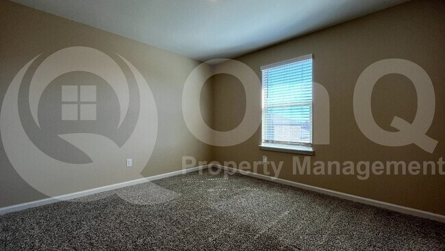 Building Photo - 283 Moonstone Way