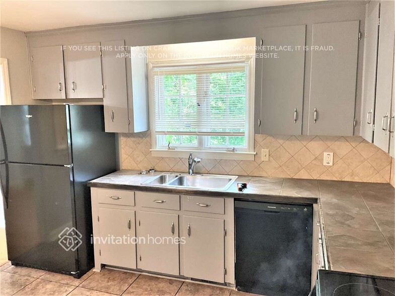 Building Photo - 2501 Wensley Dr