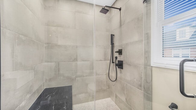 Building Photo - UPDATED 2BR/2.5 BA Condo with Garage in the Heart of Ghent