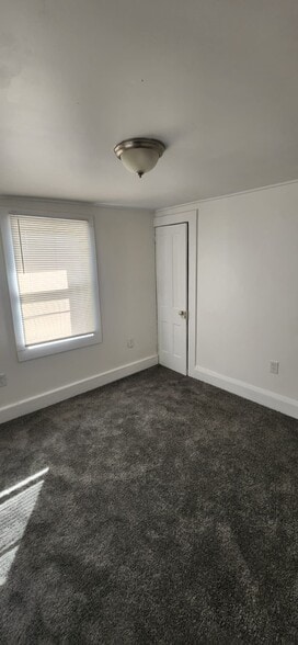 Building Photo - 197 Roosevelt St