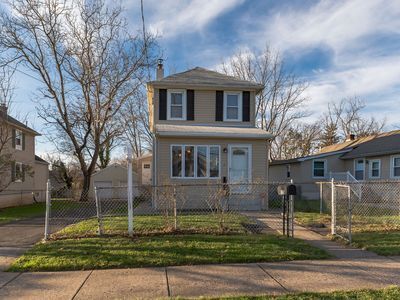 Building Photo - 120 Linden Ave