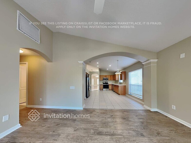 Building Photo - 11610 Misty Isle Ln