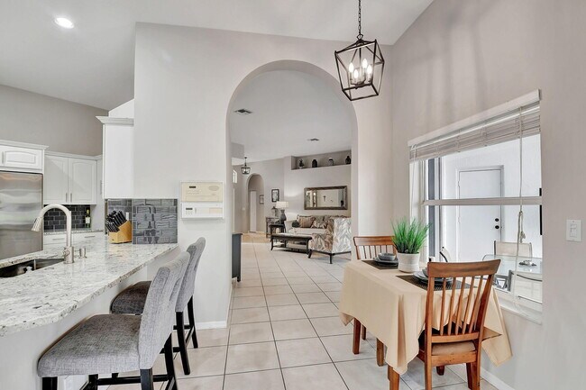 Building Photo - 11723 Water Bend Ct