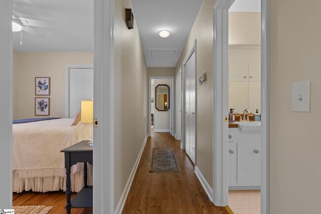 Building Photo - 5 Coleman Park Cir