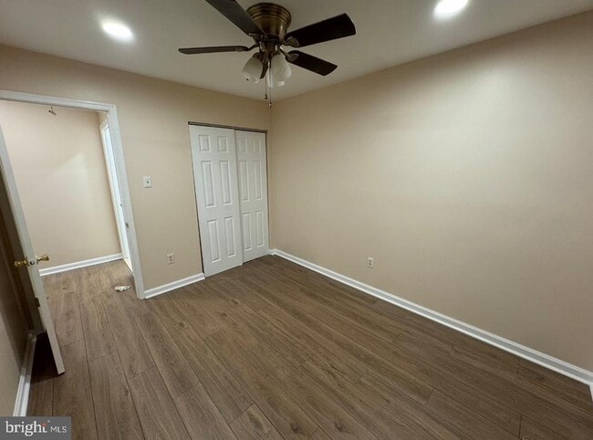 Building Photo - 4639 Sands Way