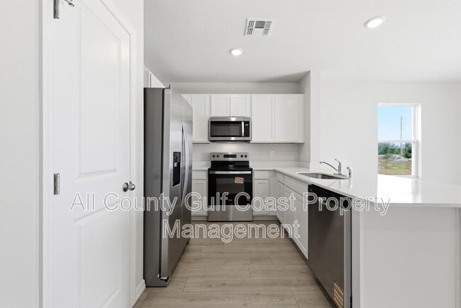 Building Photo - 2609 Fetlock Run