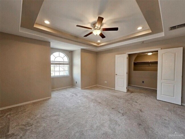 Building Photo - 26 Wisteria Dr