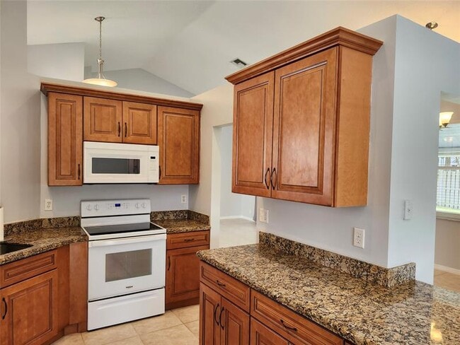 Building Photo - 6639 Hatteras Dr
