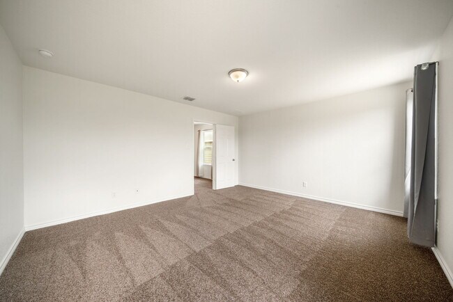 Building Photo - 3218 Comanche Crossing