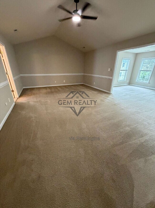 Building Photo - 10410 Silver Creek Ct