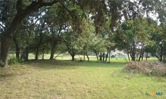 Building Photo - 1430 Willow Dr