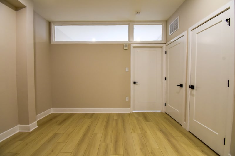 Building Photo - 1030 N 48th St