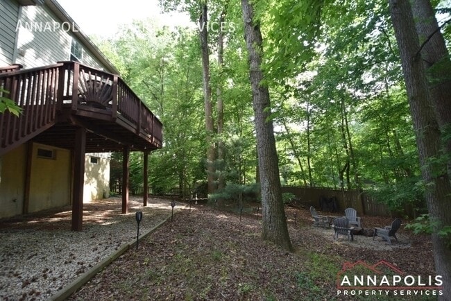 Building Photo - 2808 Traxler Ct