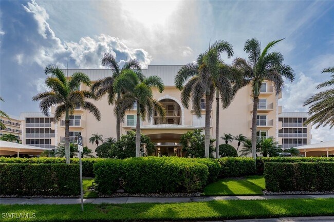 Building Photo - 3450 Gulf Shore Blvd N