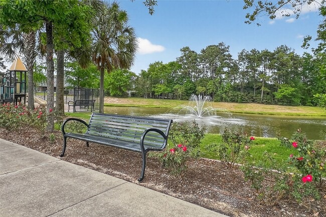 Building Photo - 16817 Pink Wintergreen Dr