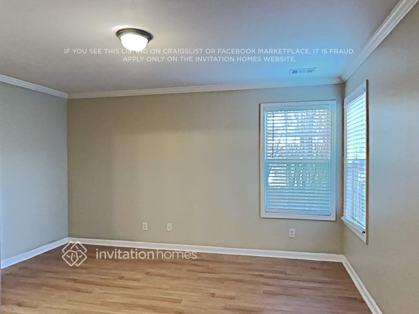 Building Photo - 325 Providence Rd