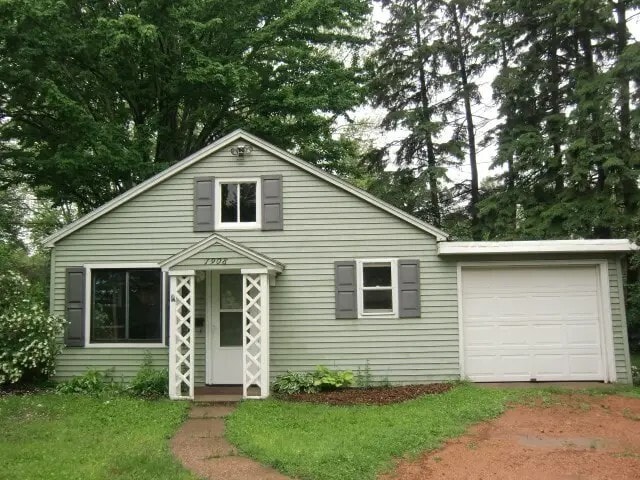 Building Photo - 1908 Kings Ct