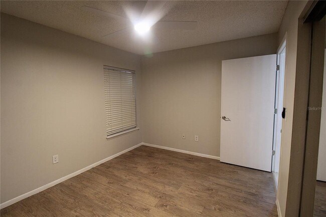 Building Photo - 8114 45th Ct E