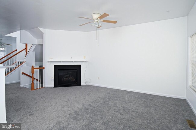 Building Photo - 10229 Brighton Ridge Way