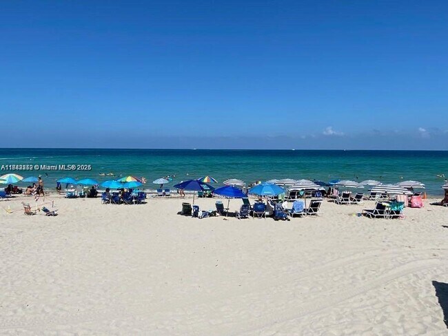 Primary Photo - 3725 S Ocean Dr