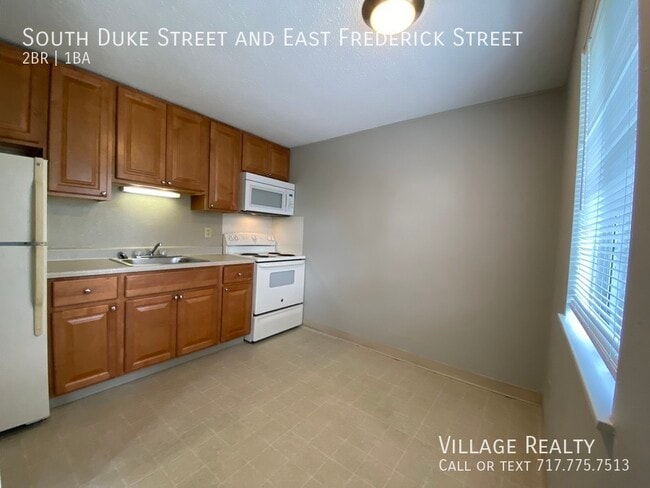Building Photo - 129 S Duke St