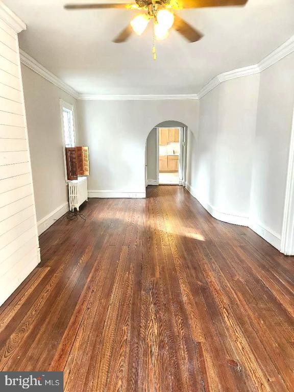 Primary Photo - 212 Mulberry St