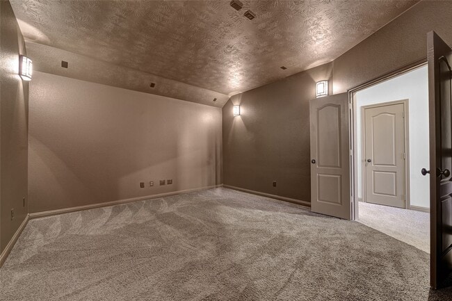 Building Photo - 6223 Duke Trail Ln