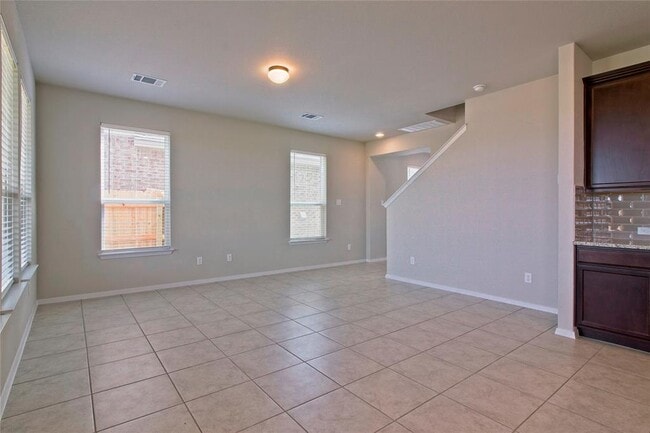 Building Photo - 6613 Wolf Pack Dr