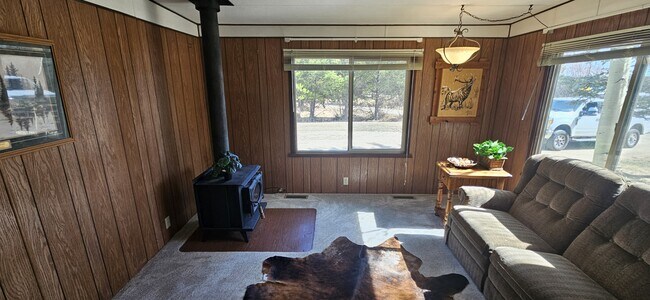 Building Photo - 7 Bert Rd