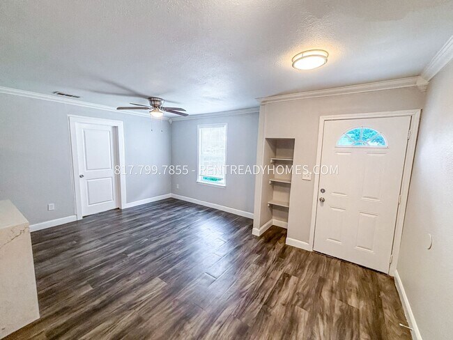 Building Photo - 6918 Overlook Dr