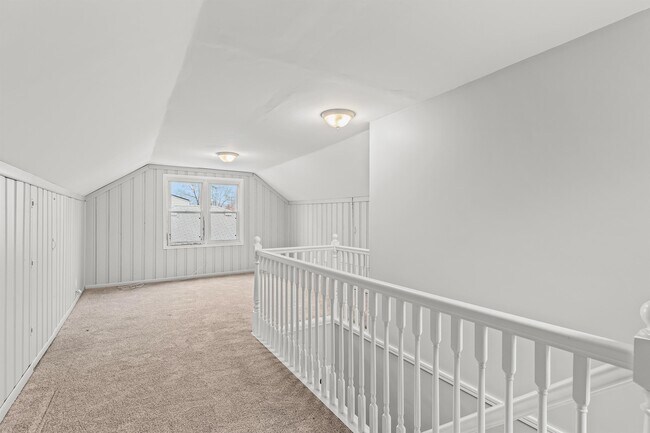 Building Photo - 6938 Fenton St